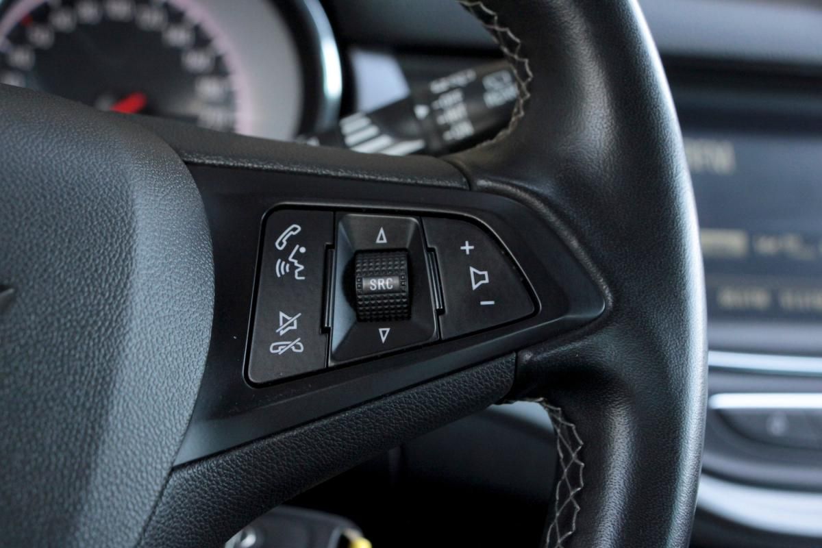 opel-astra-2019-gasolina-999cc
