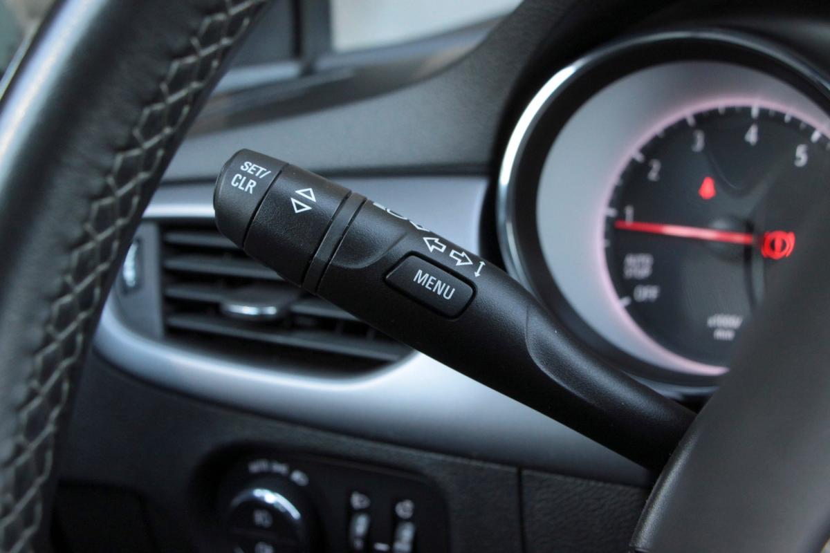 opel-astra-2019-gasolina-999cc