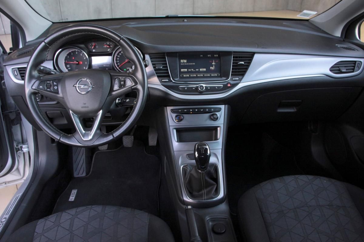 opel-astra-2019-gasolina-999cc