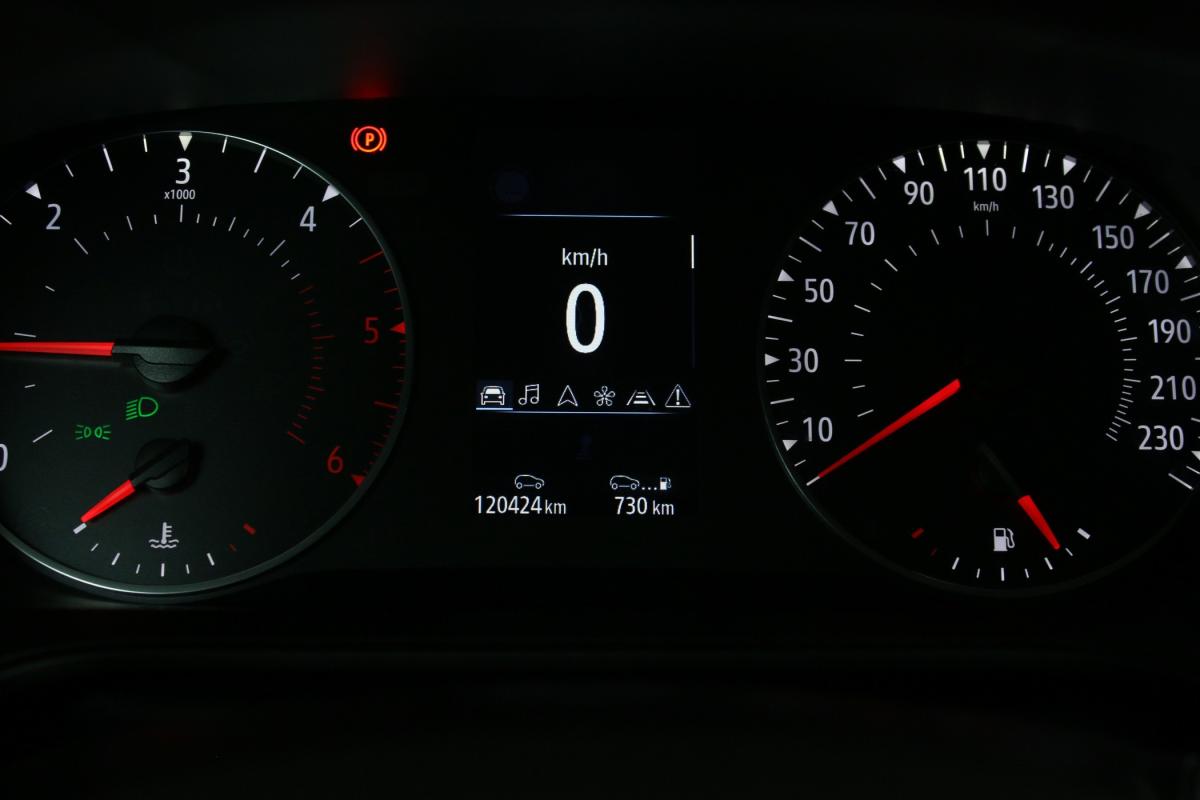 renault-megane-2022-diesel-1461cc