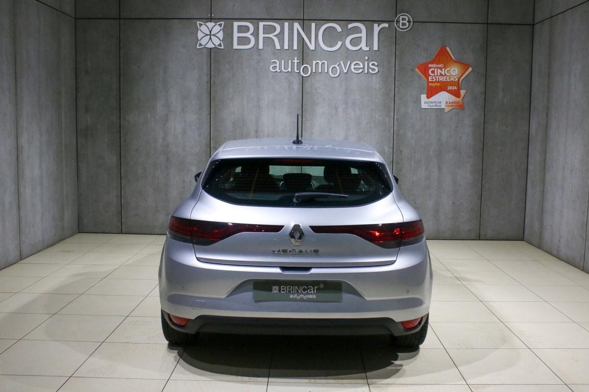 renault-megane-2022-diesel-1461cc
