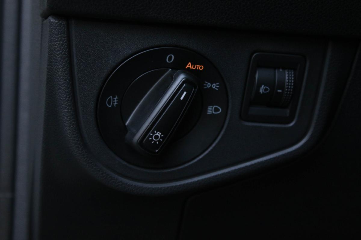 volkswagen-taigo-2023-gasolina-999cc