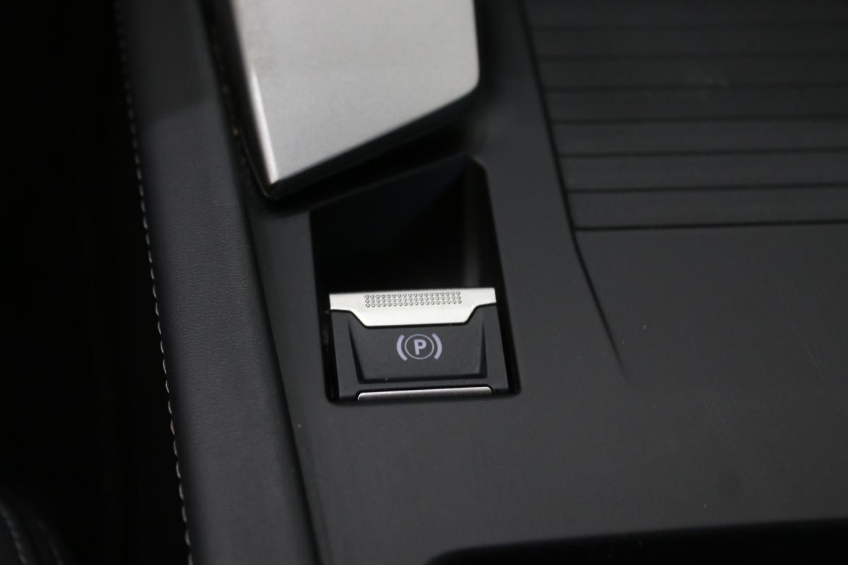 peugeot-408-2023-gasolina-1199cc