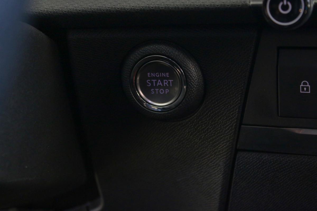 opel-astra-2023-gasolina-1199cc