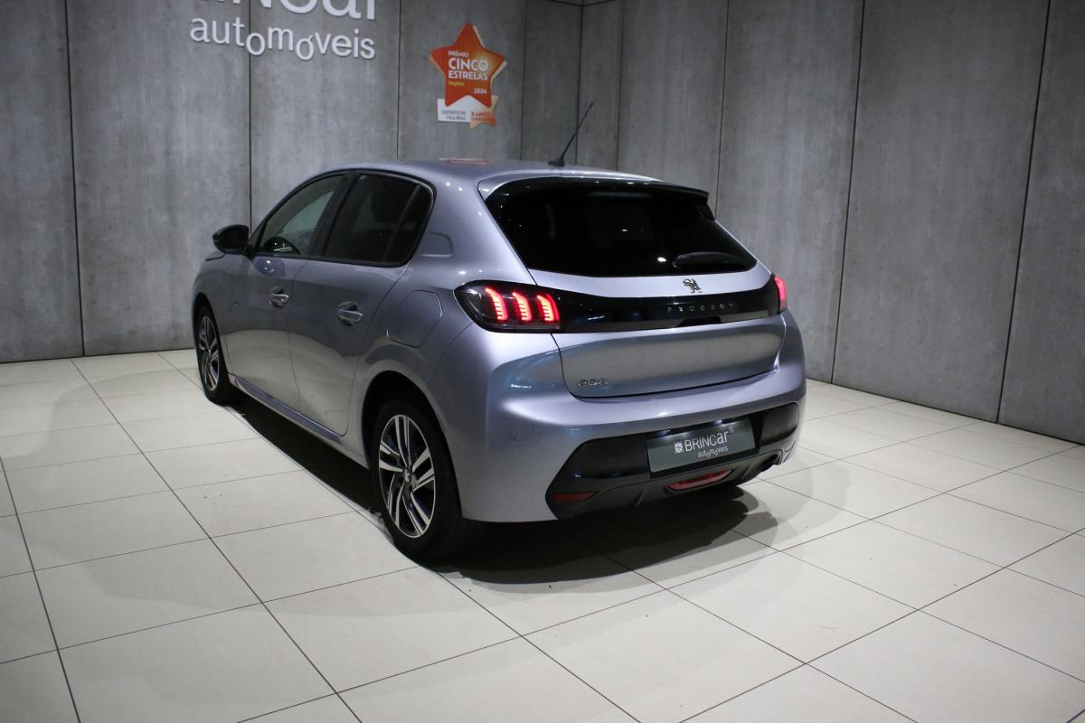 peugeot-208-2023-gasolina-1199cc