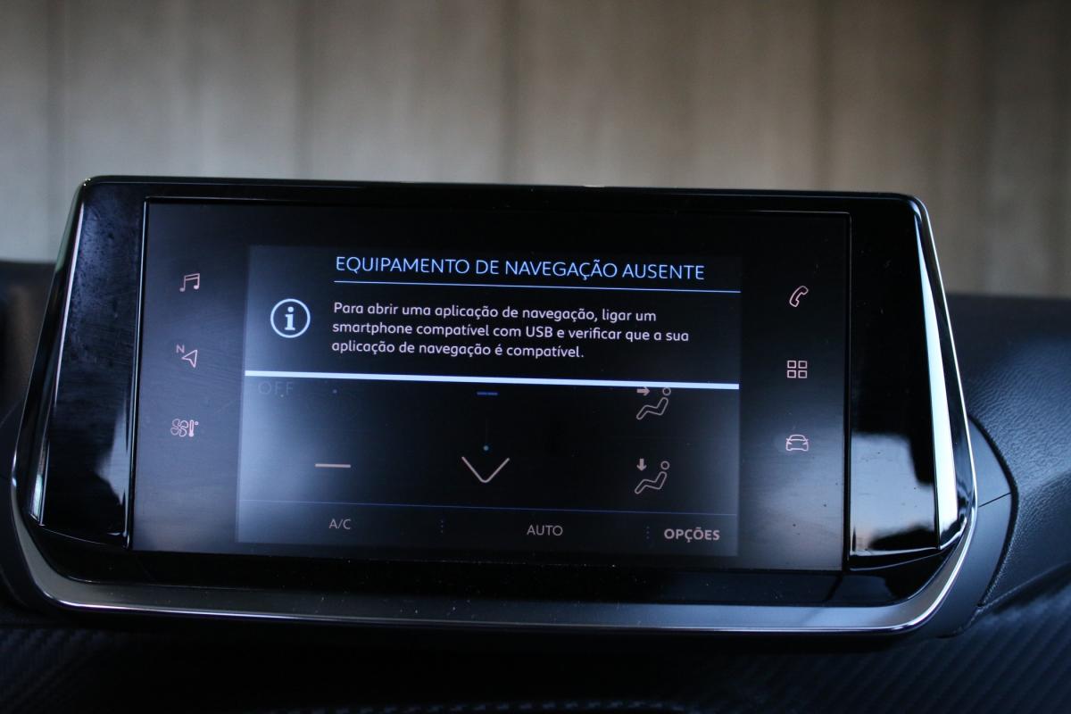 peugeot-208-2023-gasolina-1199cc
