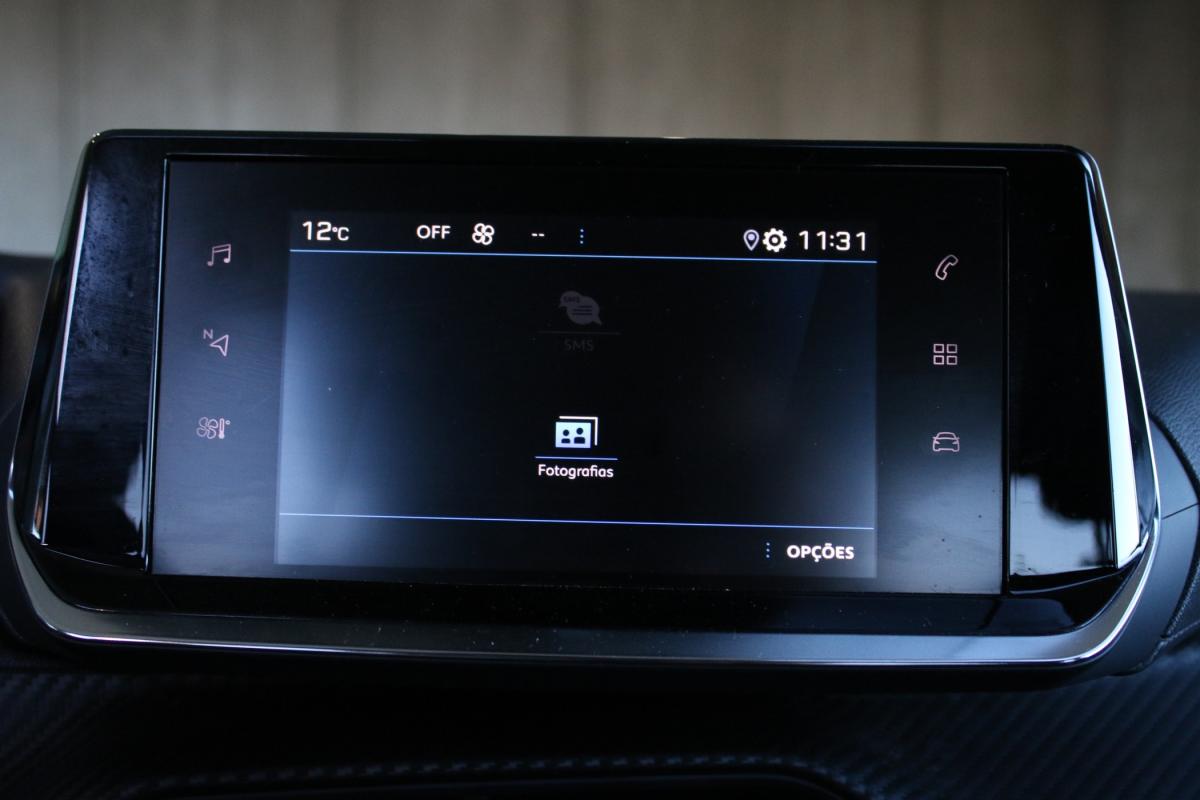 peugeot-208-2023-gasolina-1199cc