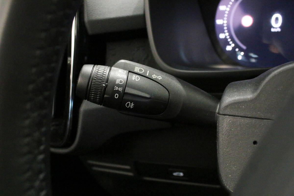 volvo-c40-2023-eletrico-0cc
