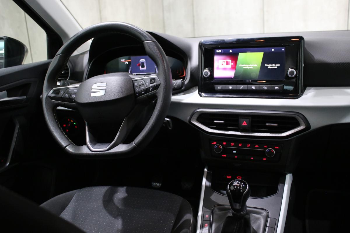 seat-arona-2023-gasolina-999cc