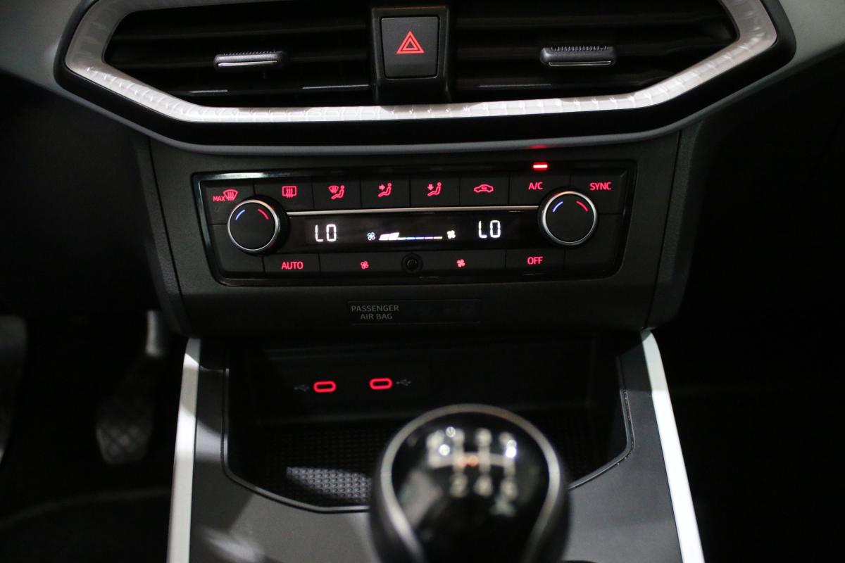 seat-arona-2023-gasolina-999cc