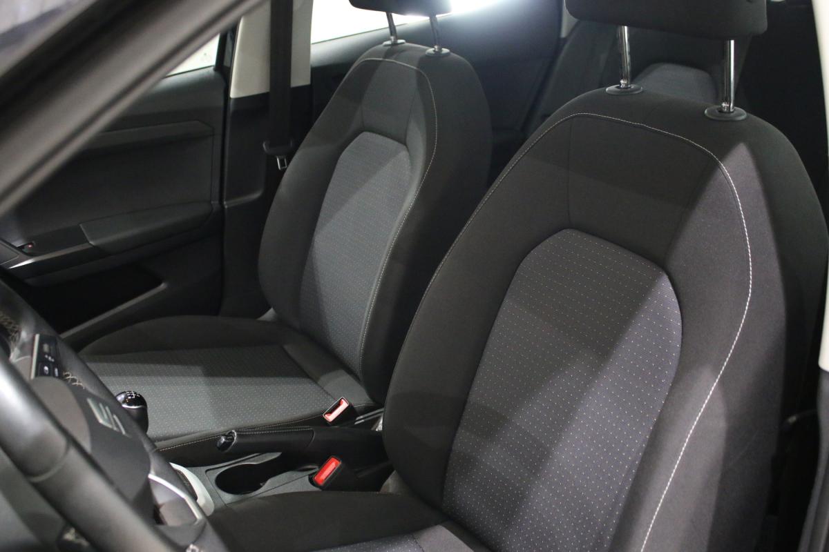 seat-arona-2023-gasolina-999cc