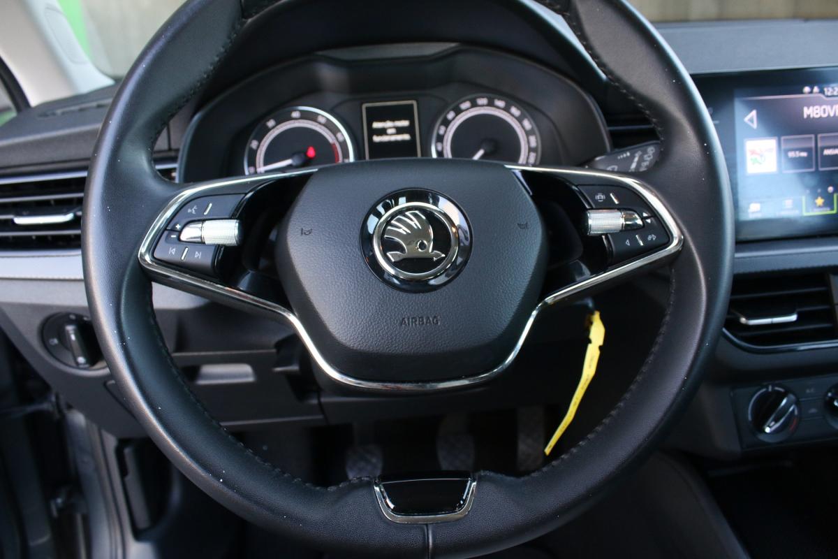 skoda-kamiq-2023-gasolina-999cc