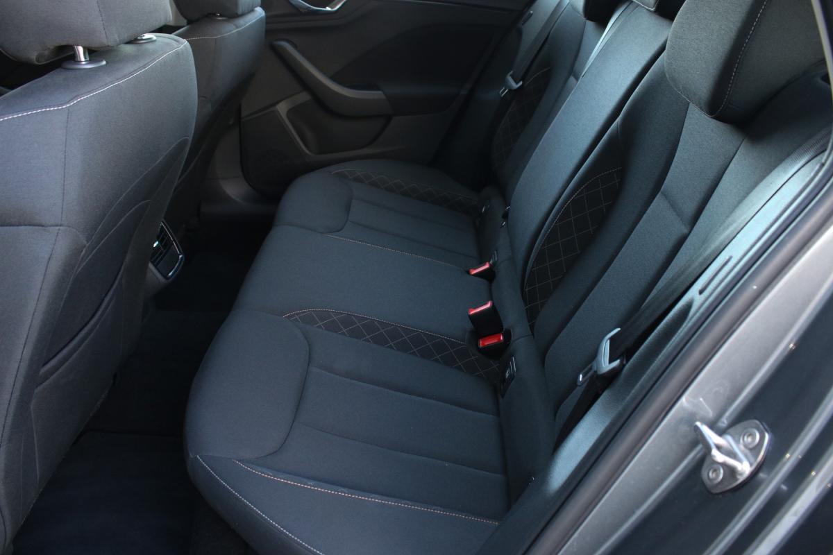 skoda-kamiq-2023-gasolina-999cc
