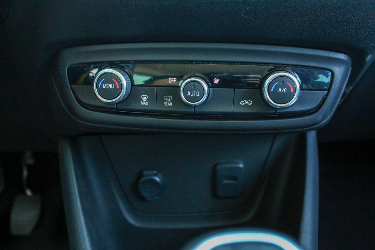 opel-crossland-2024-gasolina-1199cc