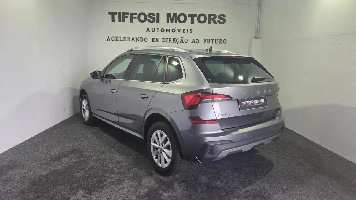skoda-kamiq-2024-gasolina-999cc