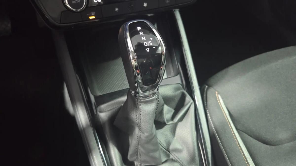 skoda-kamiq-2024-gasolina-999cc