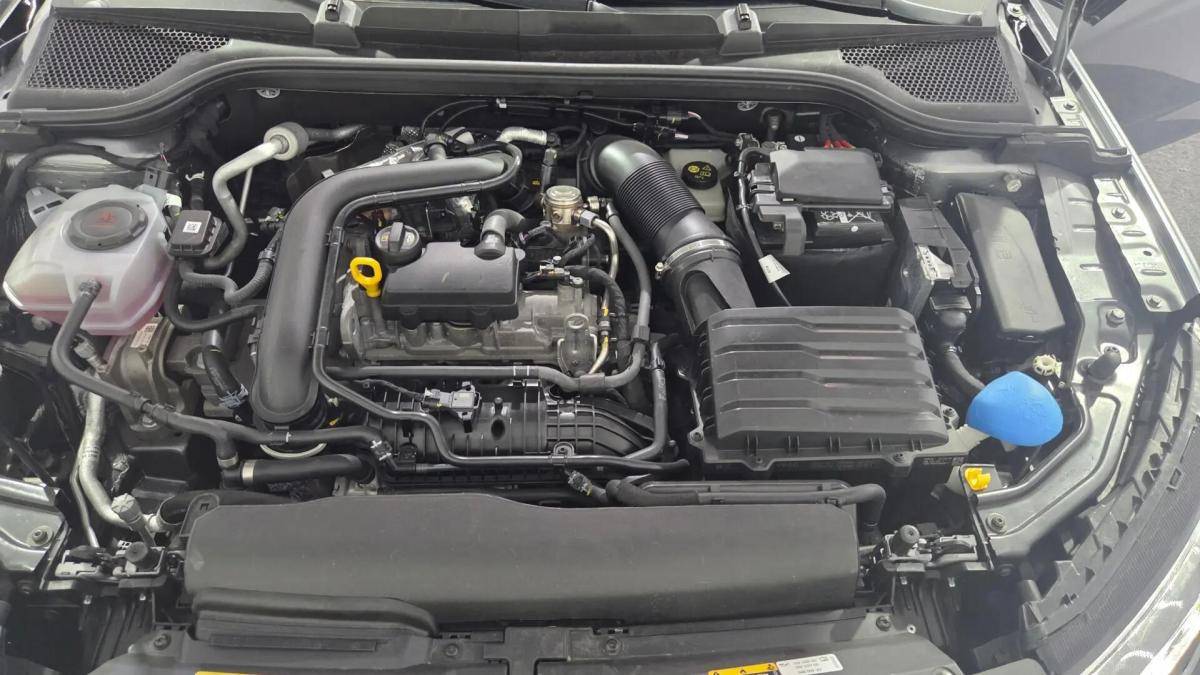 skoda-kamiq-2024-gasolina-999cc
