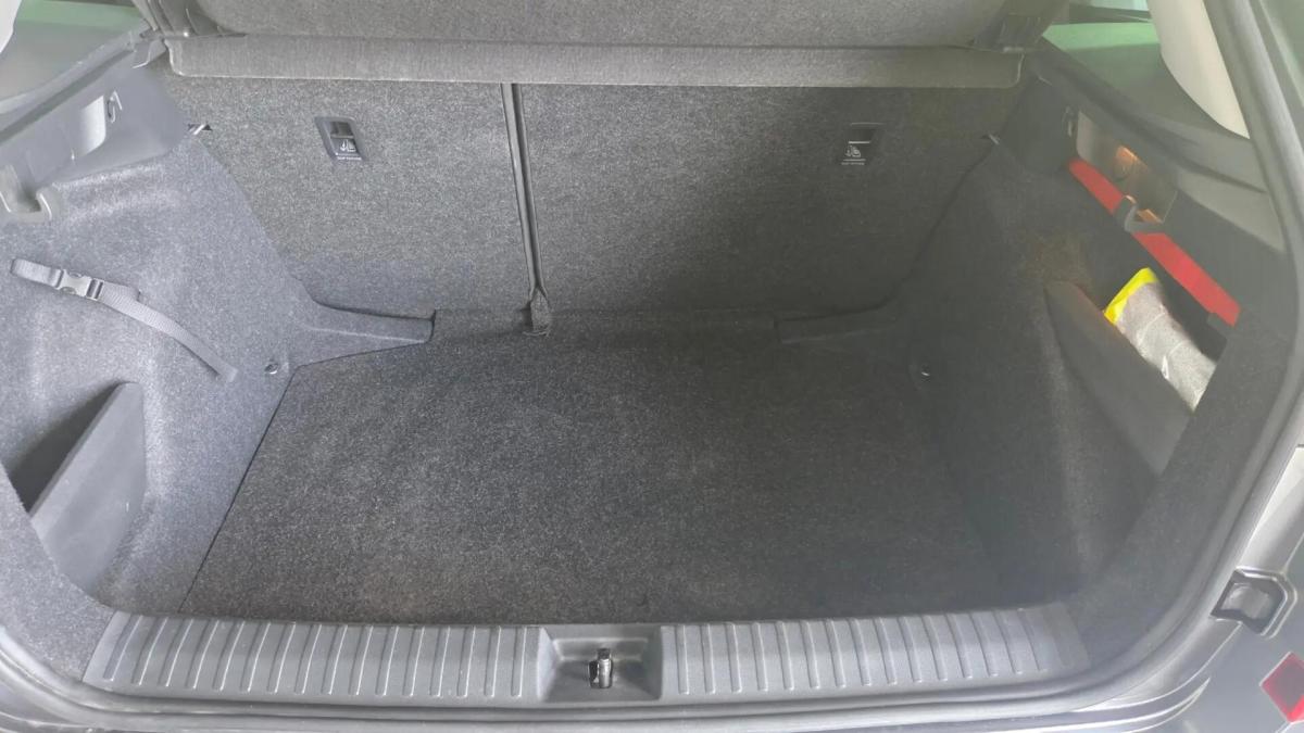 skoda-kamiq-2024-gasolina-999cc
