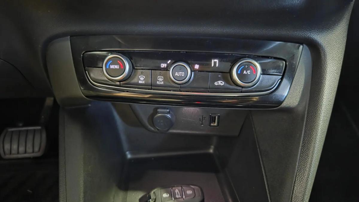 opel-corsa-e-2023-eletrico-0cc