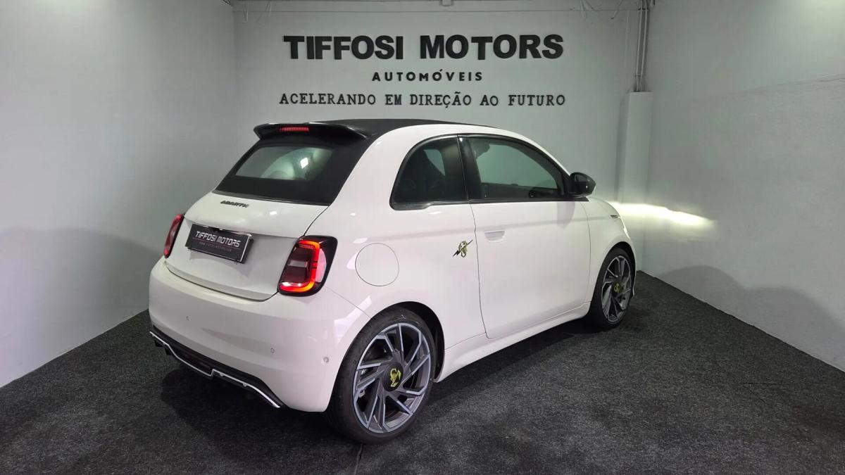 abarth-500-2023-eletrico-0cc