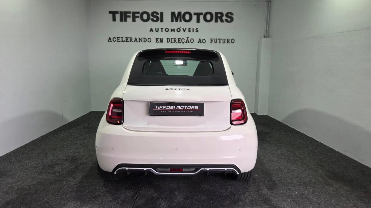 abarth-500-2023-eletrico-0cc