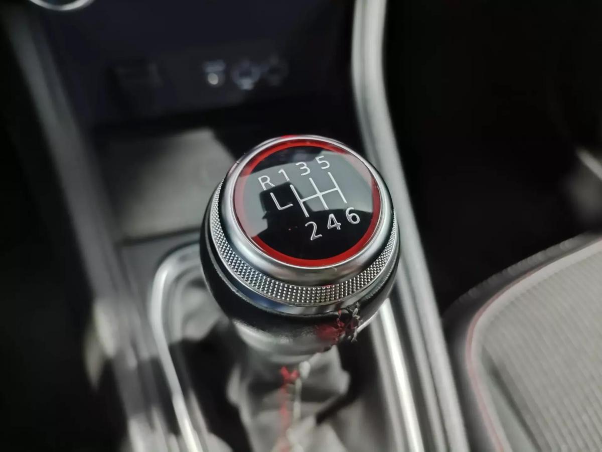renault-captur-2022-gasolina-999cc