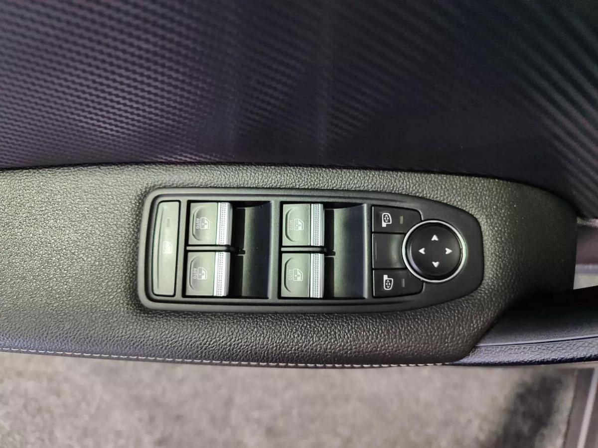 renault-captur-2022-gasolina-999cc