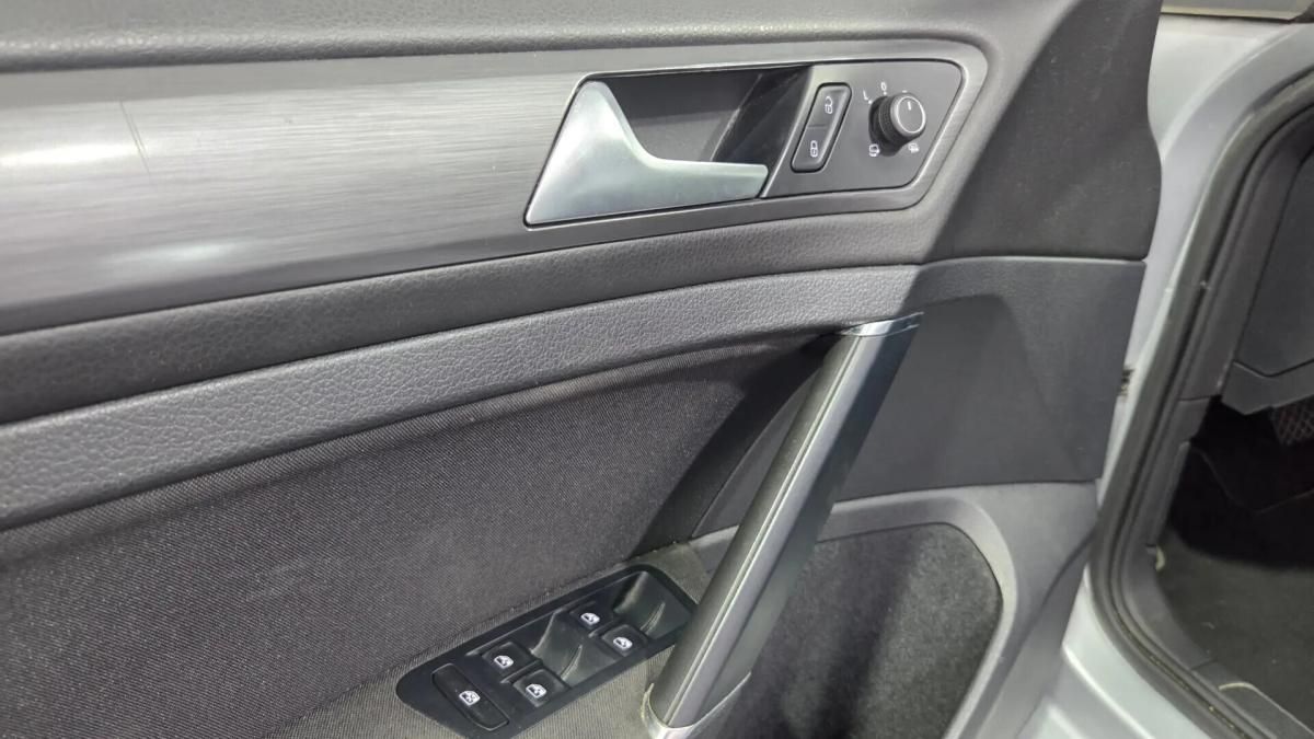 volkswagen-e-golf-2019-eletrico-0cc