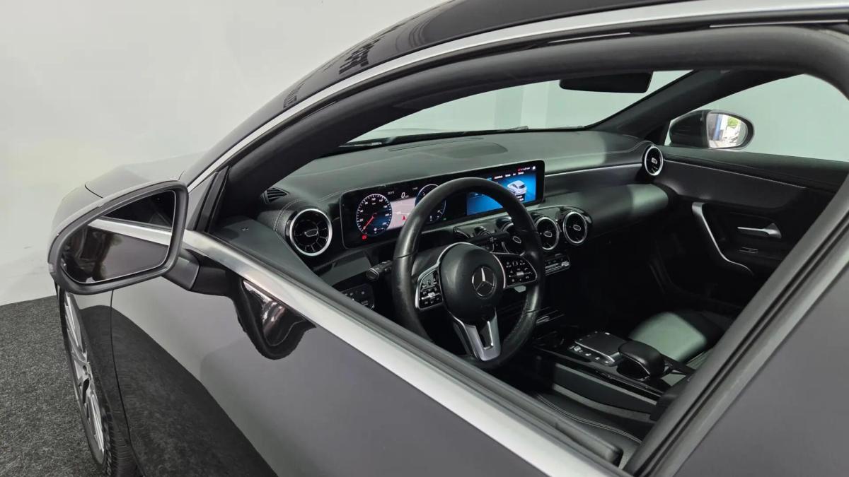 mercedes-benz-cla-180-d-blueefficiency-shooting-brake-2020-diesel-1461cc