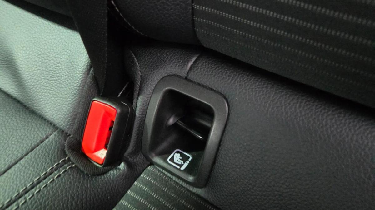 mercedes-benz-cla-180-d-blueefficiency-shooting-brake-2020-diesel-1461cc