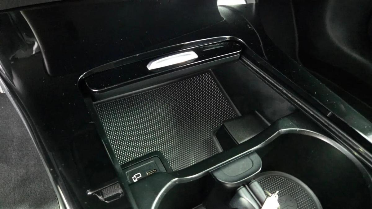 mercedes-benz-cla-180-d-blueefficiency-shooting-brake-2020-diesel-1461cc