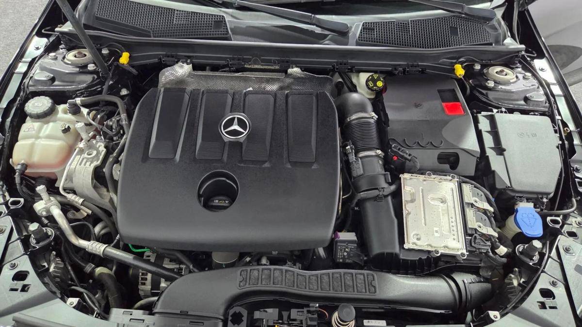 mercedes-benz-cla-180-d-blueefficiency-shooting-brake-2020-diesel-1461cc