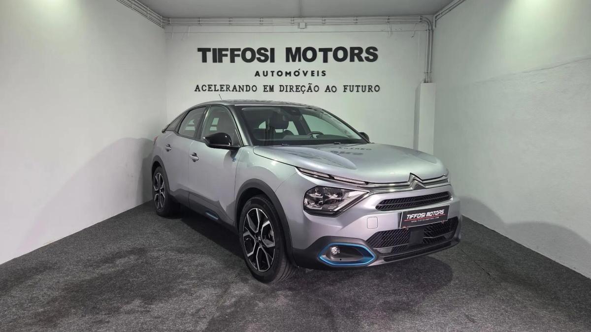 citroen-e-c4-2023-eletrico-0cc