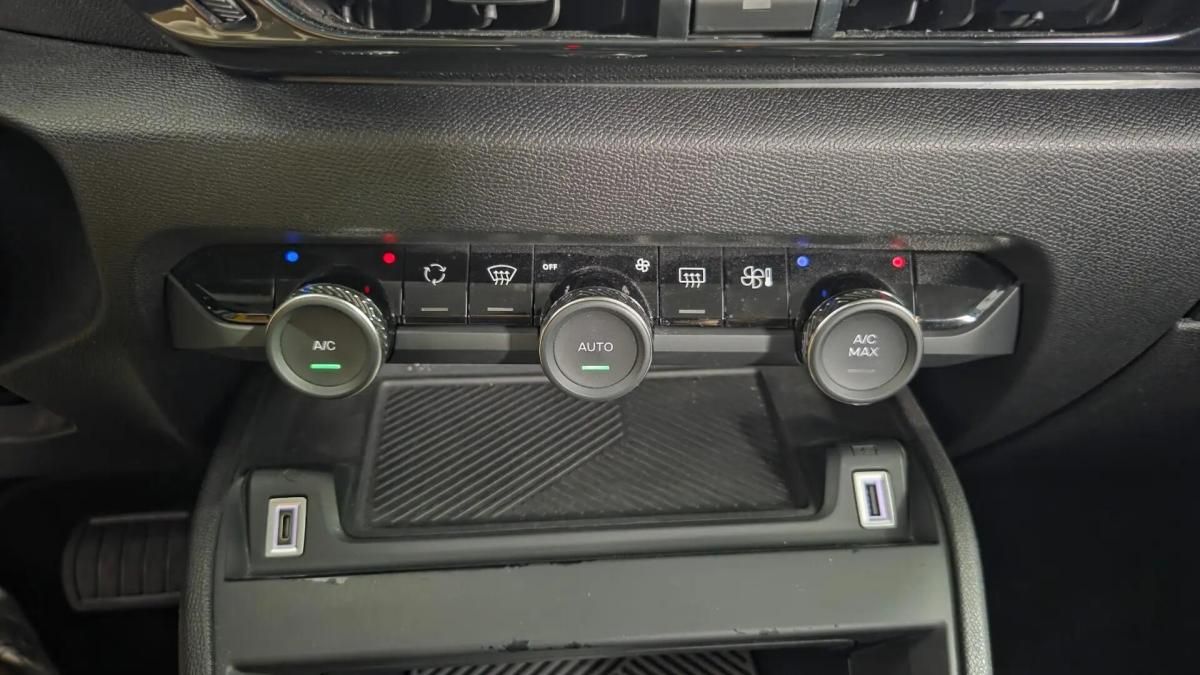 citroen-e-c4-2023-eletrico-0cc
