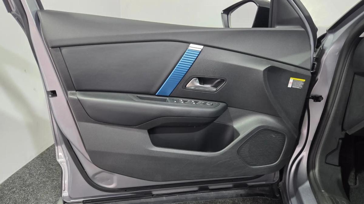 citroen-e-c4-2023-eletrico-0cc