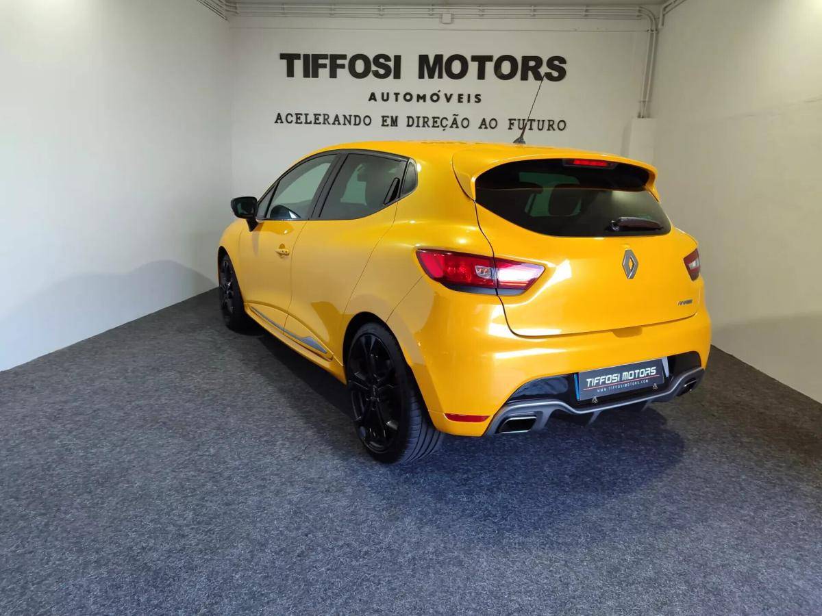 renault-clio-2018-gasolina-1618cc