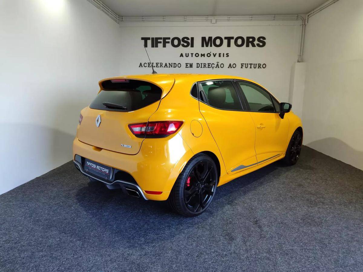 renault-clio-2018-gasolina-1618cc
