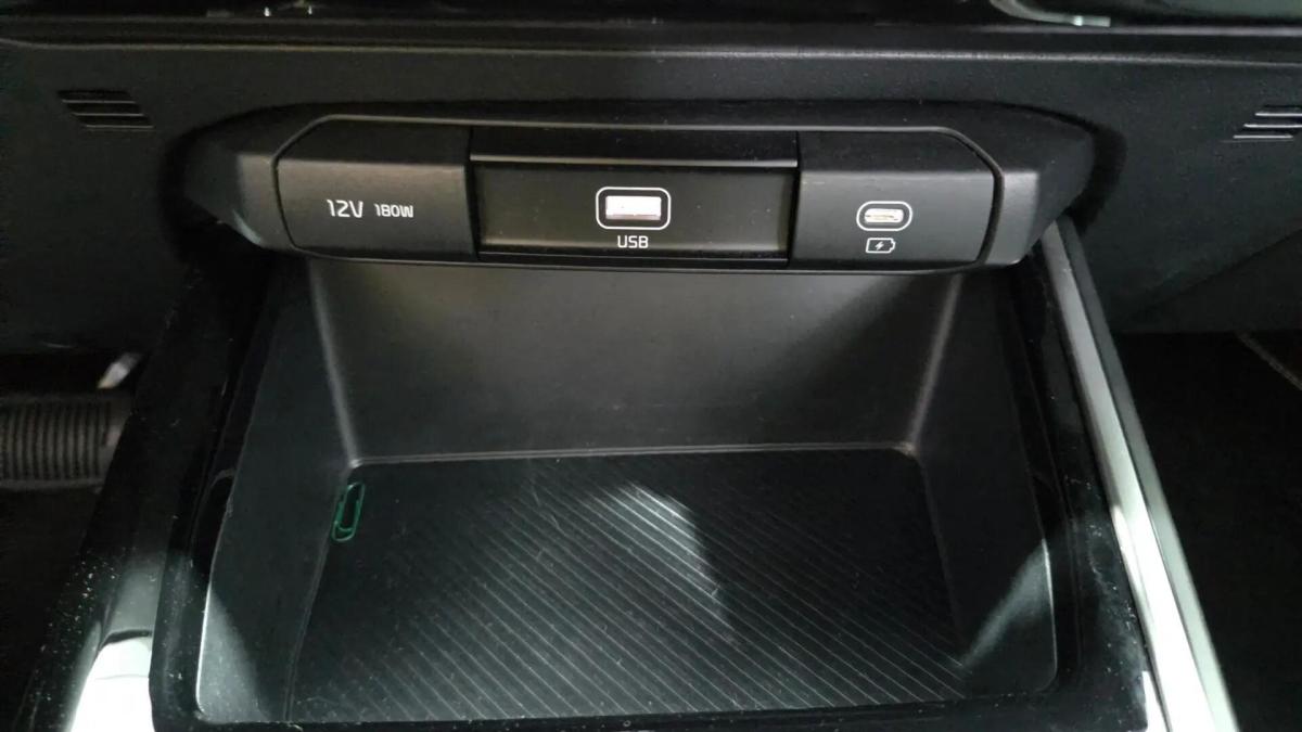kia-niro-2024-hibrido-a-gasolina-1580cc