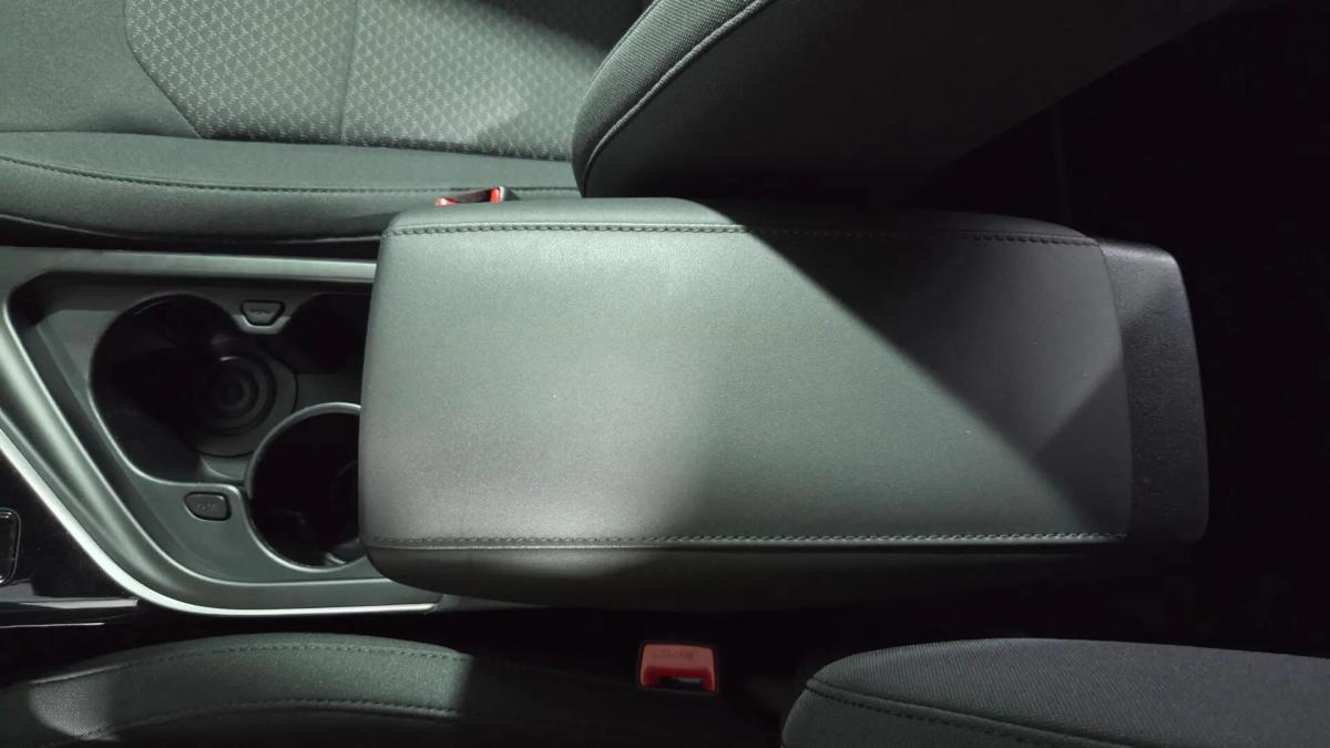 kia-niro-2024-hibrido-a-gasolina-1580cc