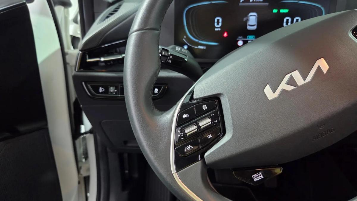 kia-niro-2024-hibrido-a-gasolina-1580cc