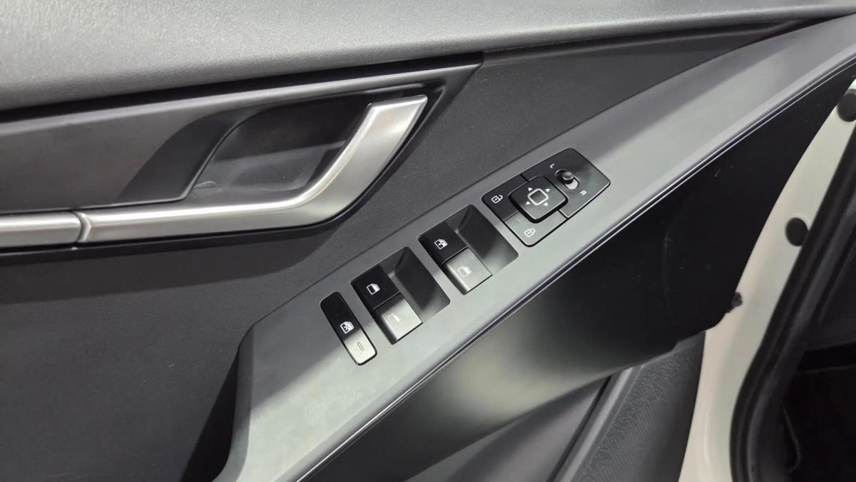 kia-niro-2024-hibrido-a-gasolina-1580cc