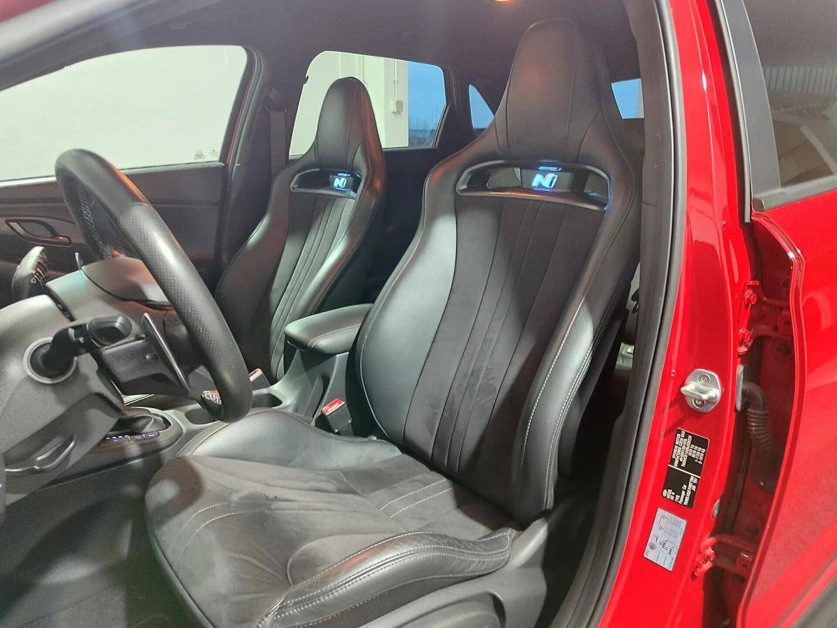 hyundai-i30-sw-2022-gasolina-1998cc
