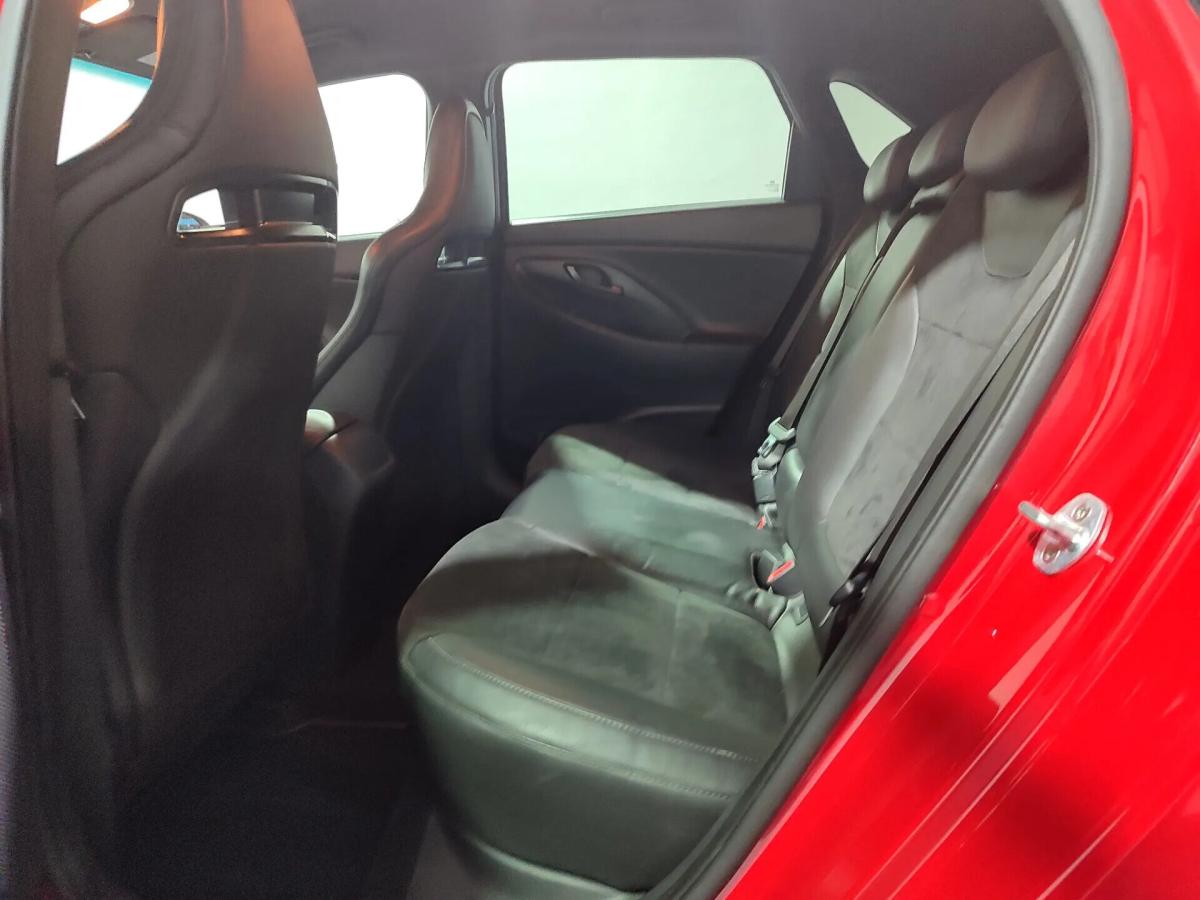 hyundai-i30-sw-2022-gasolina-1998cc