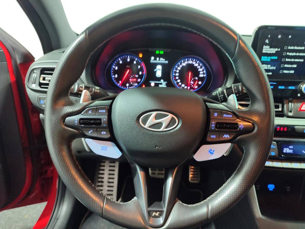 hyundai-i30-sw-2022-gasolina-1998cc