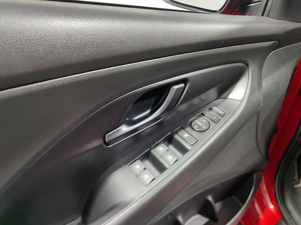 hyundai-i30-sw-2022-gasolina-1998cc