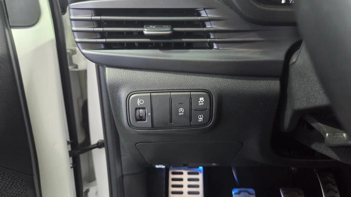 hyundai-bayon-2023-gasolina-1197cc