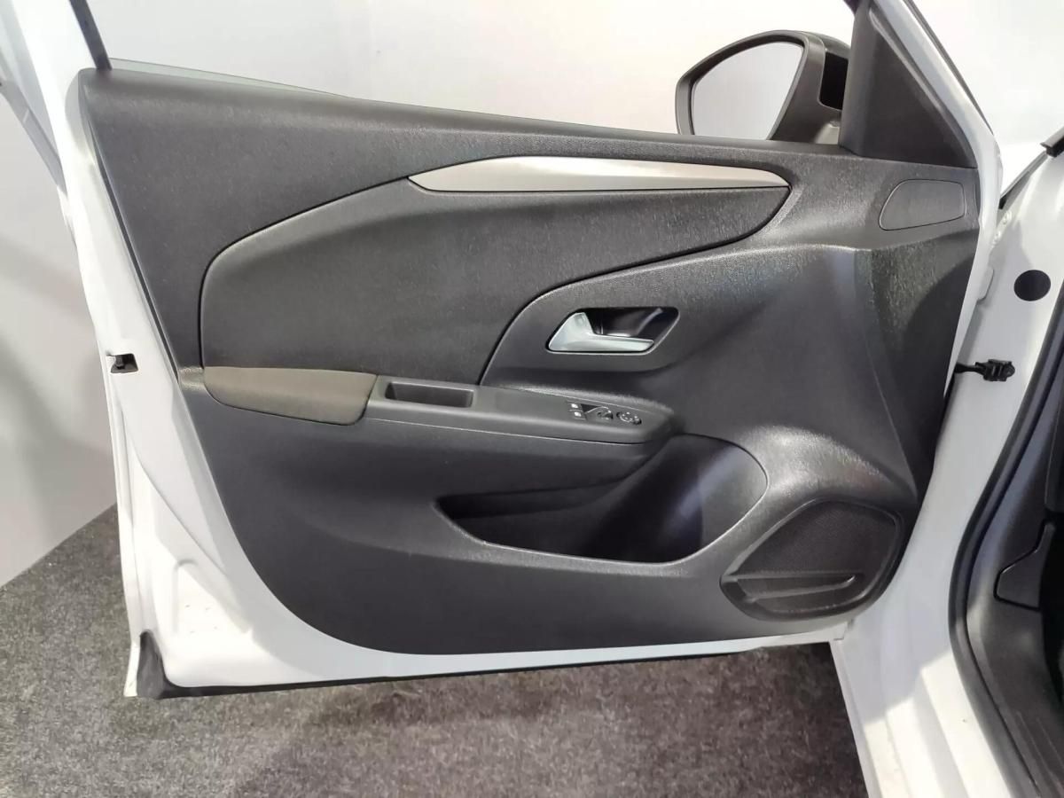 opel-corsa-2023-diesel-1499cc