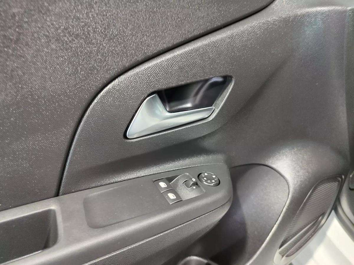 opel-corsa-2023-diesel-1499cc