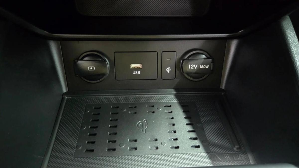 hyundai-kauai-2023-gasolina-998cc