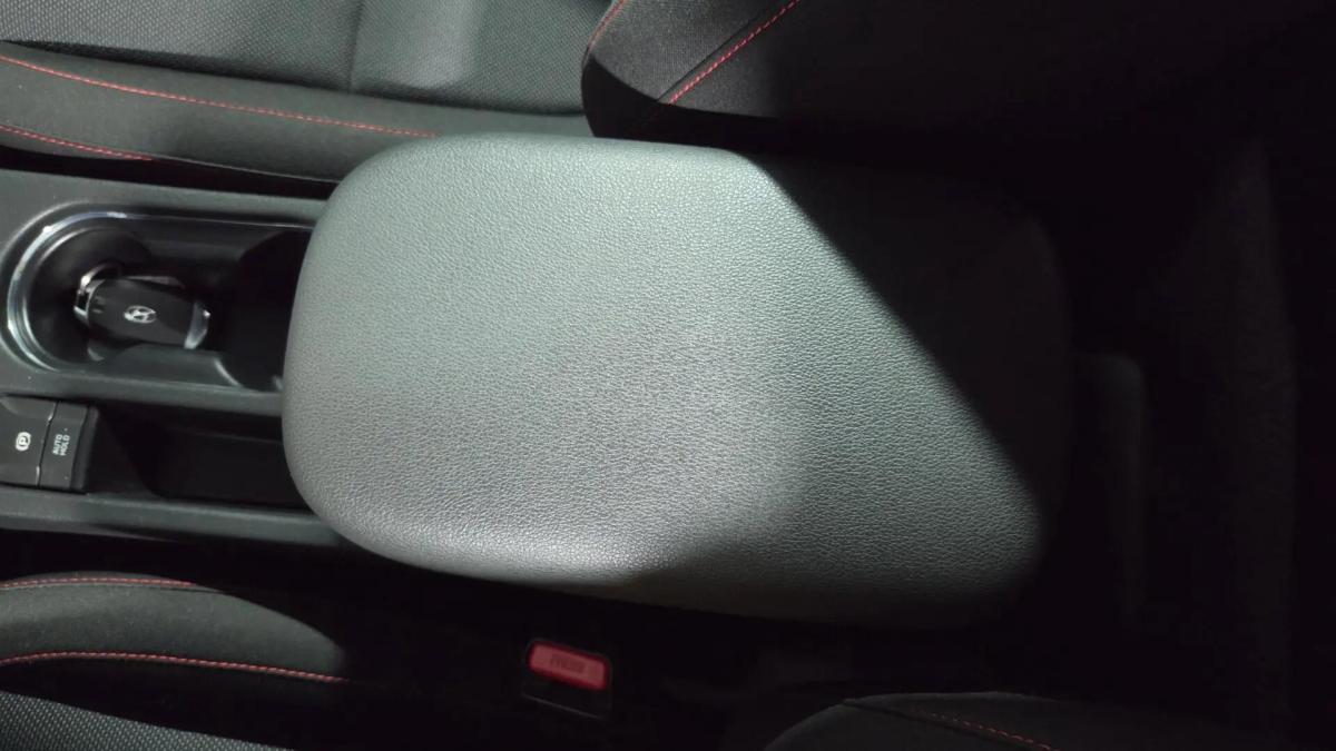 hyundai-kauai-2023-gasolina-998cc